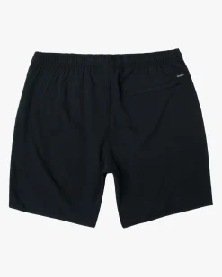 YOGGER STRETCH 17" ATHLETIC SHORTS
