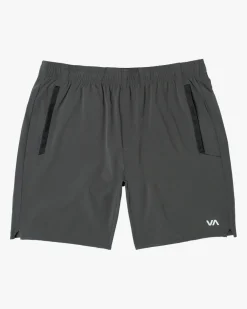 YOGGER STRETCH 17" ATHLETIC SHORTS